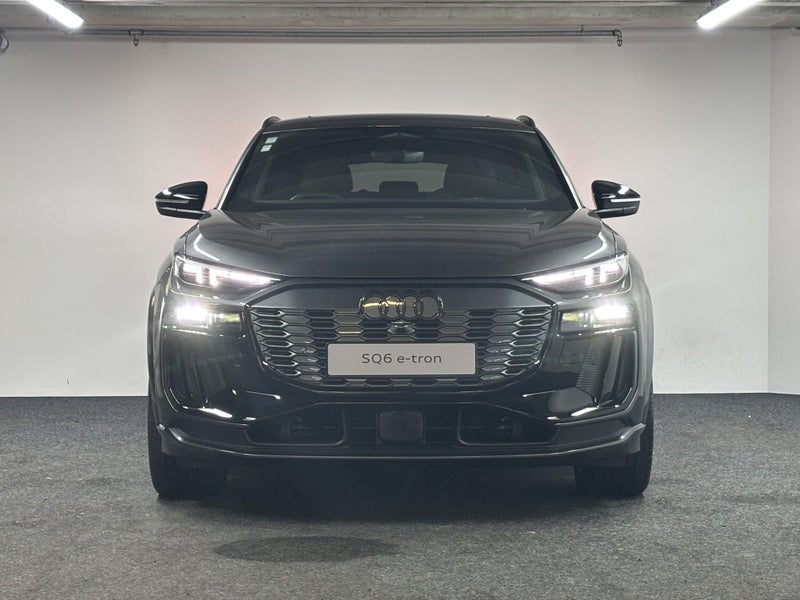 2025 Audi SQ6 Sportback 360 kW image 2