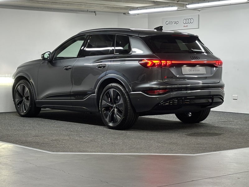 2025 Audi SQ6 SUV e-tron 360 kW image 4