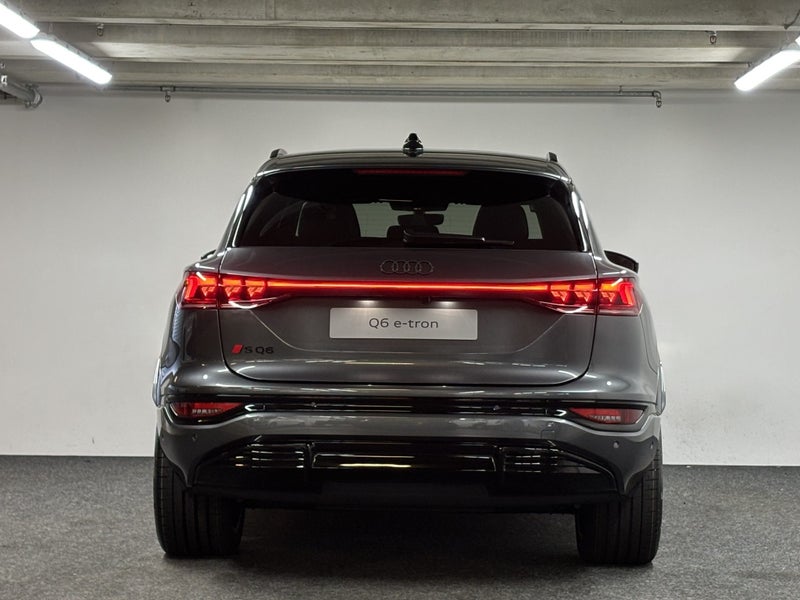 2025 Audi SQ6 SUV e-tron 360 kW image 5