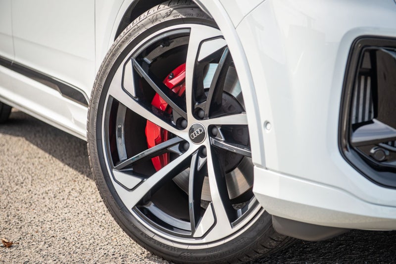 2025 Audi SQ7 4.0TFSI 373kW quattro image 3