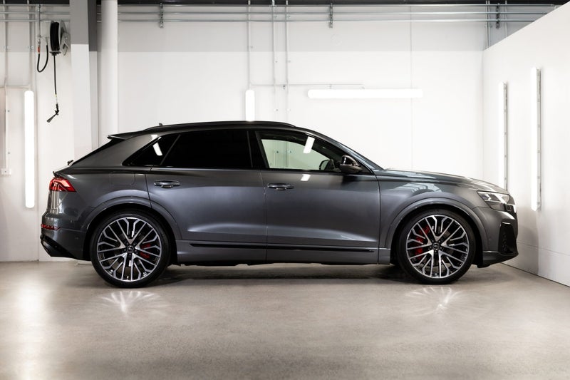 2025 Audi SQ8 TFSI image 4