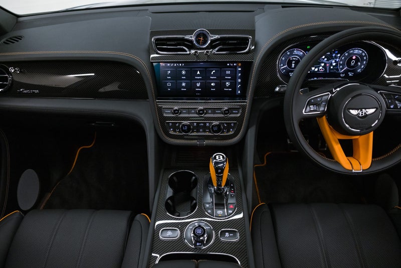 2025 Bentley Bentayga Extended Wheelbase Azure image 4