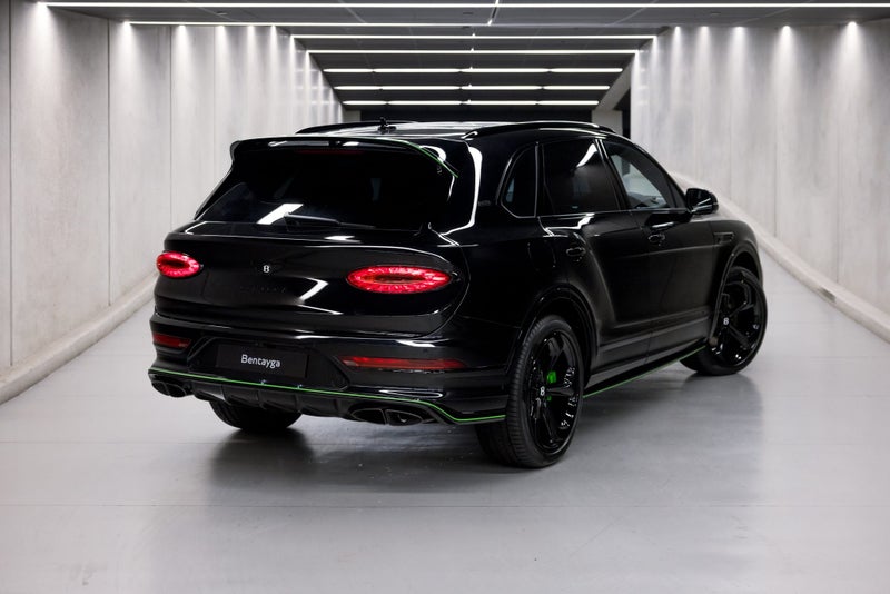2025 Bentley Bentayga S Black Edition image 3