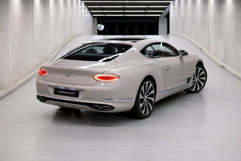 2025 Bentley Continental GT Azure image 3