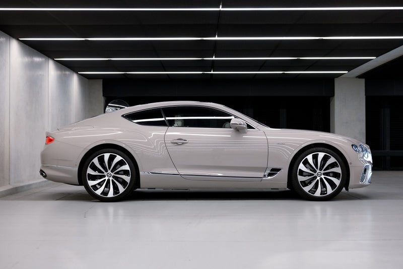 2025 Bentley Continental GT Azure image 5