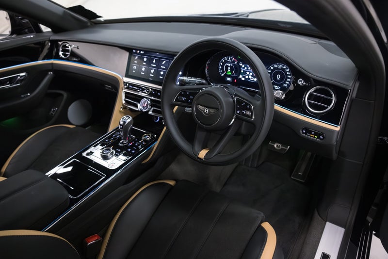 2025 Bentley Flying Spur Speed image 2