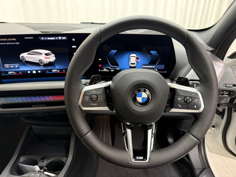 2025 BMW 120i 120 Hatch image 5