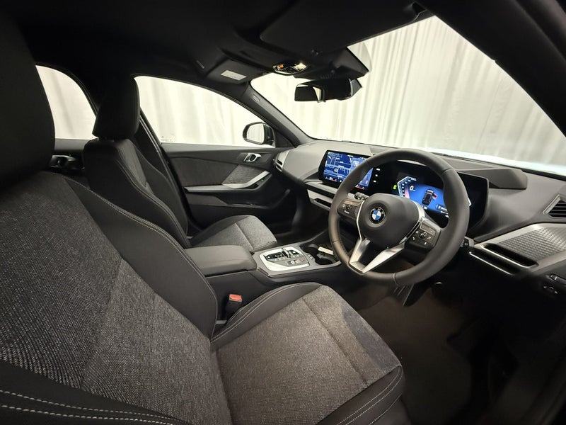 2025 BMW 120i 120 Hatch Sports Collection Edition image 4