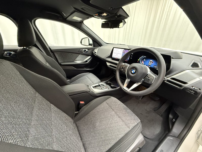 2025 BMW 120i 120 Hatch Sports Collection Edition image 4