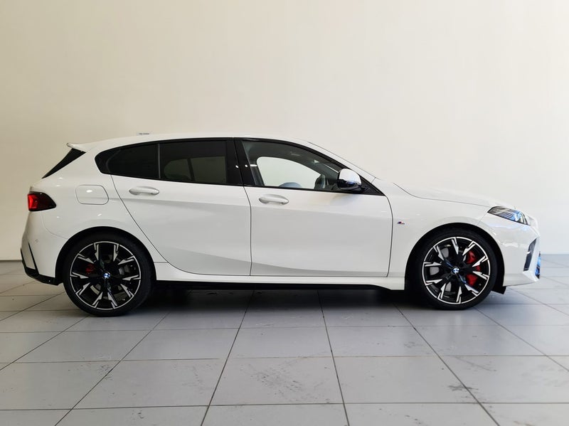 2025 BMW 120i Enhancement Package image 3