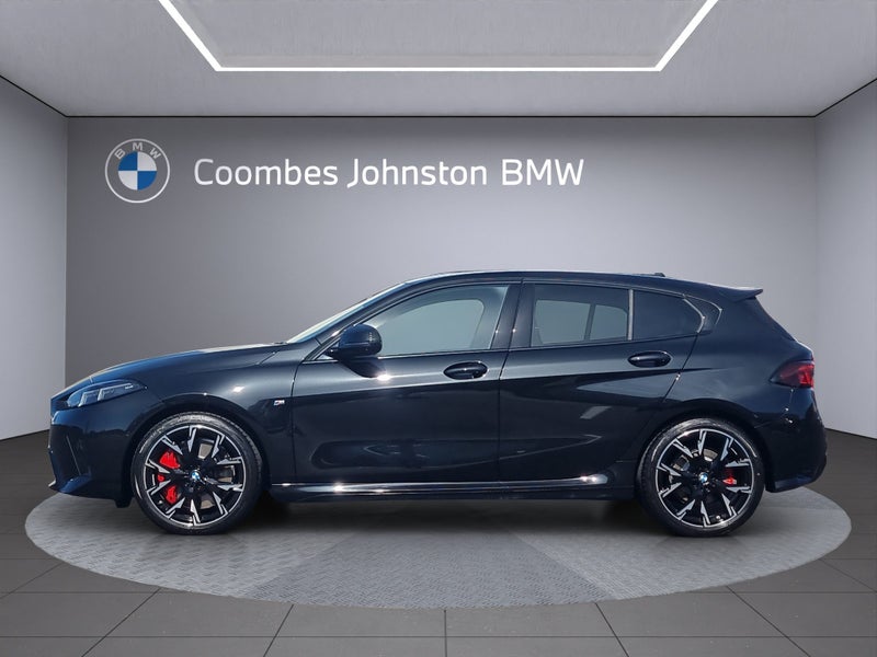 2025 BMW 120i M sport image 3