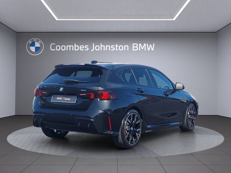 2025 BMW 120i M sport image 5