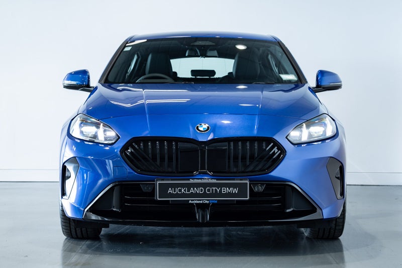 2025 BMW 120i M-Sport Package hatch image 2