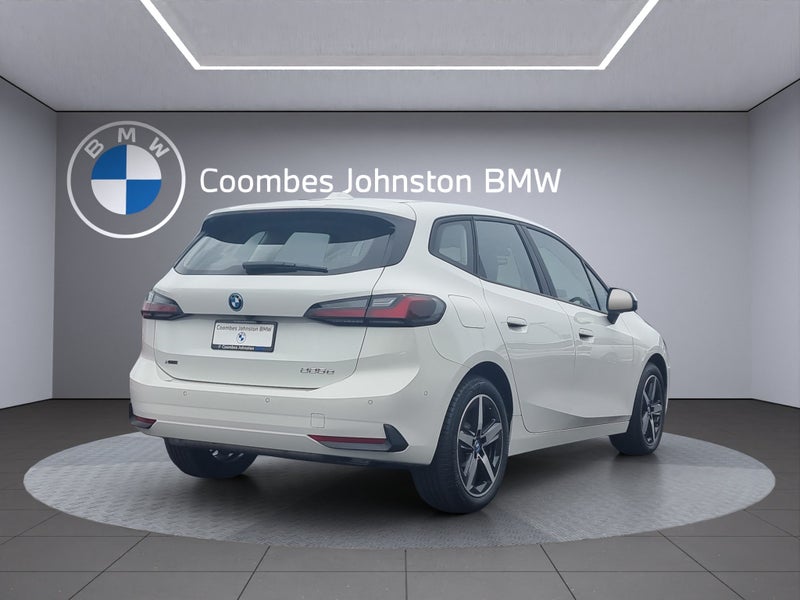 2025 BMW 225e 225E Xdrive image 5