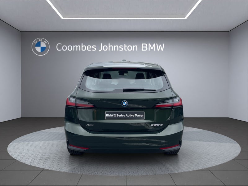 2025 BMW 225xe xDrive image 5