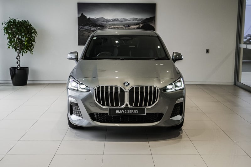 2025 BMW 225xe xDrive Active Tourer PHEV image 3