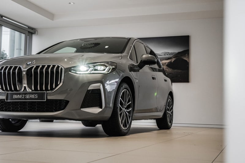 2025 BMW 225xe xDrive Active Tourer PHEV image 4