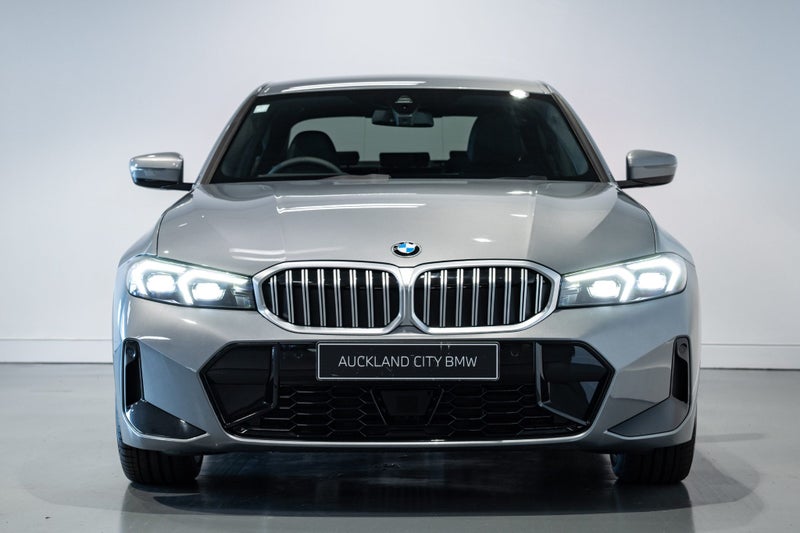 2025 BMW 3 Series 320i M-Sport Sedan image 2