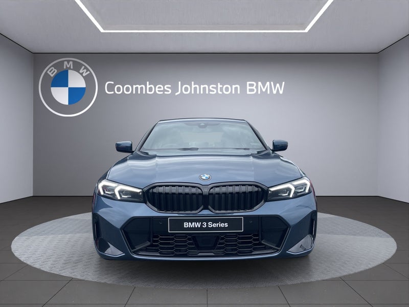 2025 BMW 320i M-Sport image 2