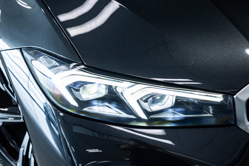 2025 BMW 320i Sedan - New Generation Model. image 3