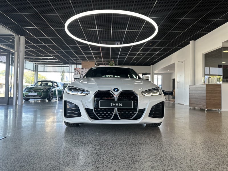 2025 BMW i4 eDrive40 M Sport image 2