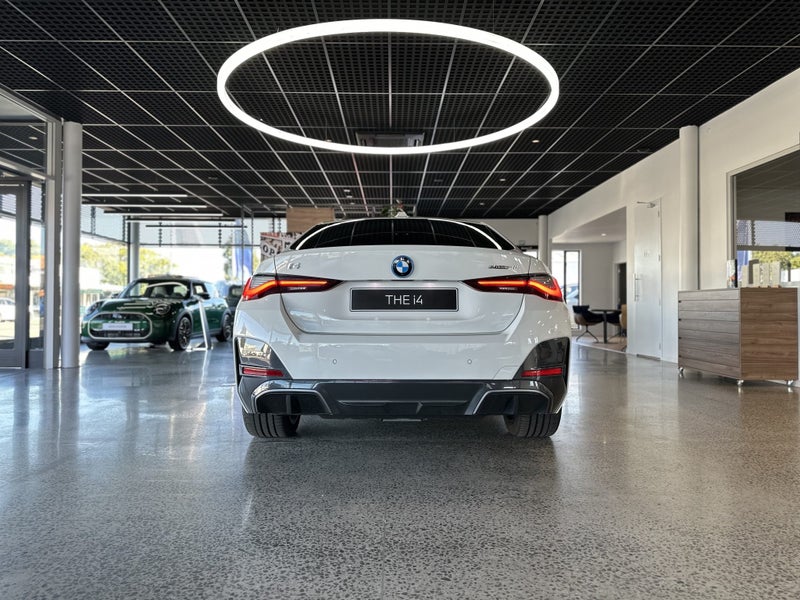 2025 BMW i4 eDrive40 M Sport image 5