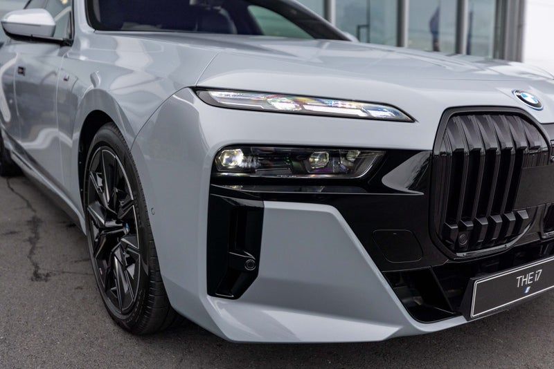 2025 BMW i7 I7 Xdrive60 image 5