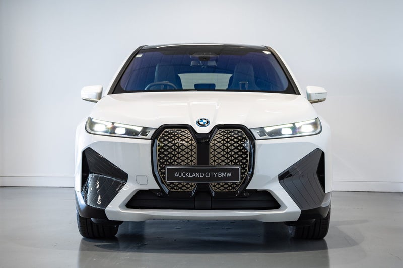 2025 BMW iX M60 - BMW's Flagship EV. image 2
