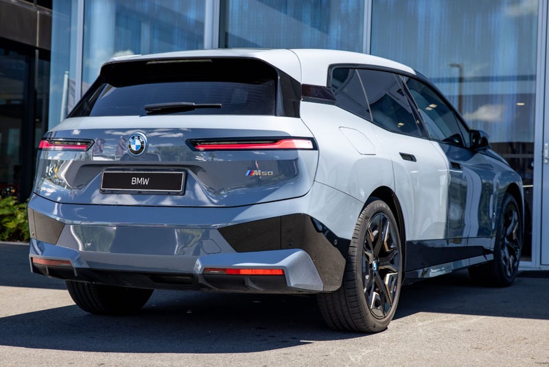 2025 BMW iX xDrive50 image 5