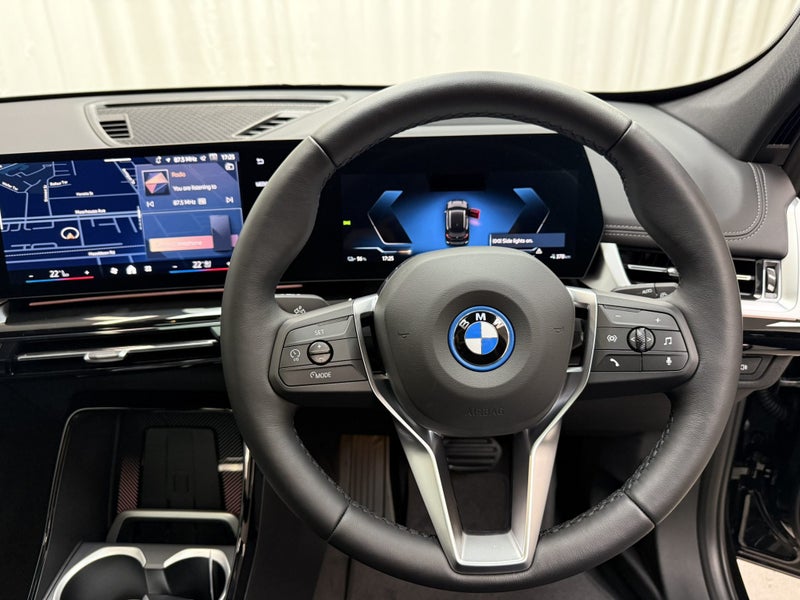 2025 BMW iX1 BMW iX1 xDrive30 image 5