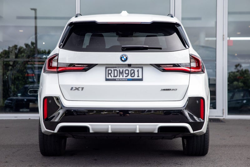 2025 BMW iX1 ix1 xDrive30 image 5