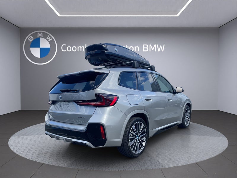 2025 BMW iX1 Xdrive30 M-Sport image 5