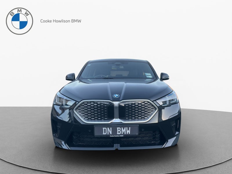 2025 BMW iX2 eDrive20 M Sport image 2
