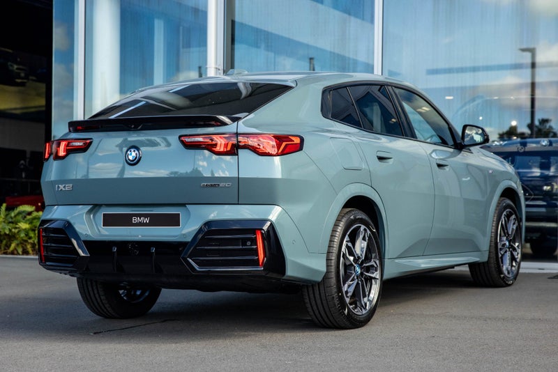 2025 BMW iX2 Ix2 Edrive20 image 4