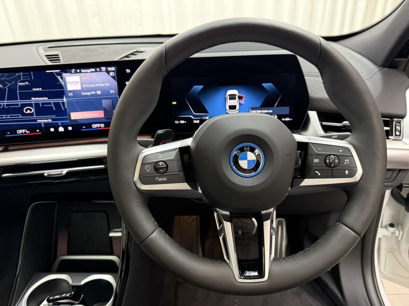 2025 BMW iX2 iX2 eDrive20 image 5