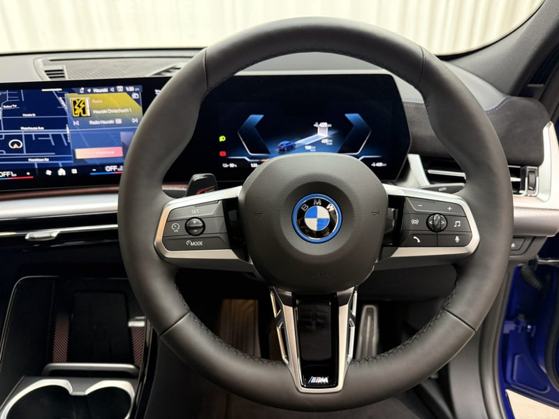 2025 BMW iX2 iX2 eDrive20 image 5