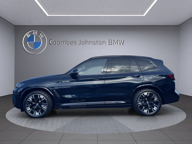 2025 BMW iX3 M Sport Impressive image 3