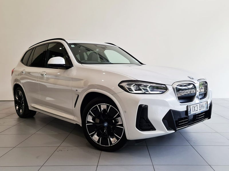 2025 BMW iX3 M Sport Impressive image 1