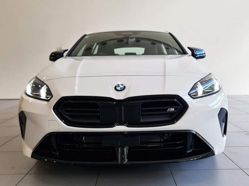 2025 BMW M135i xDrive Hatch image 2