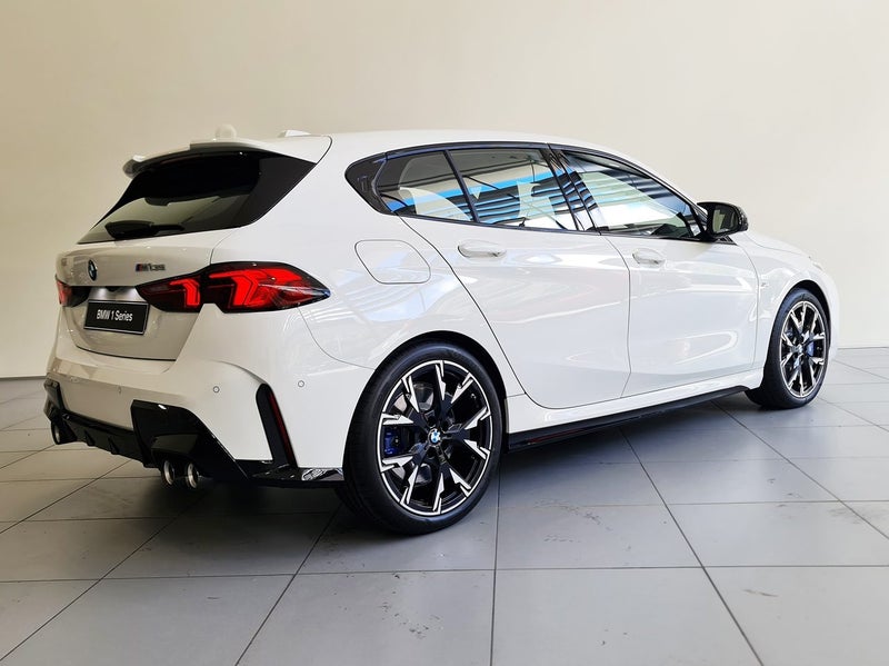 2025 BMW M135i xDrive Hatch image 4