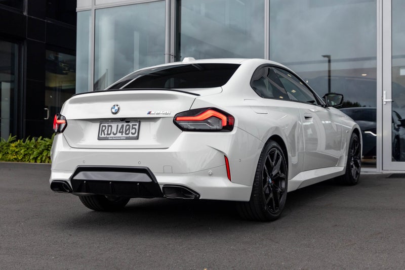2025 BMW M240i M240i Xdrive image 4
