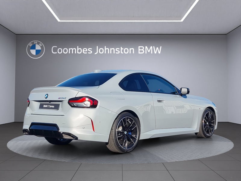 2025 BMW M240i Xdrive image 5