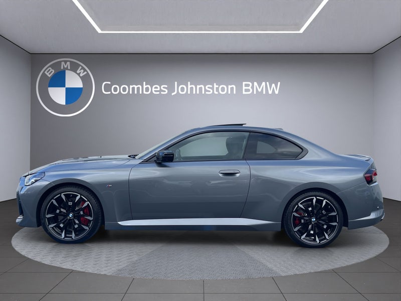 2025 BMW M240i xDrive image 3