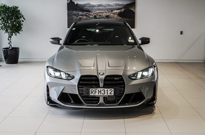 2025 BMW M3 Competition M xDrive Touring image 4