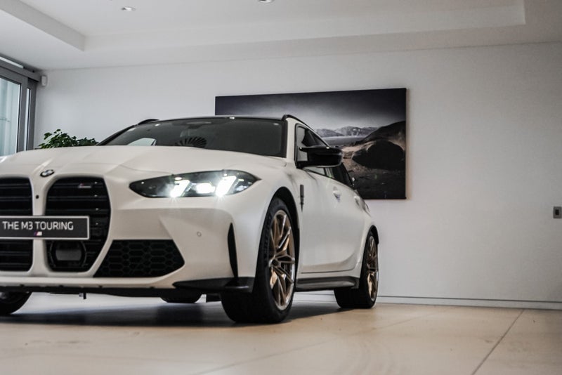 2025 BMW M3 Competition M xDrive Touring image 5