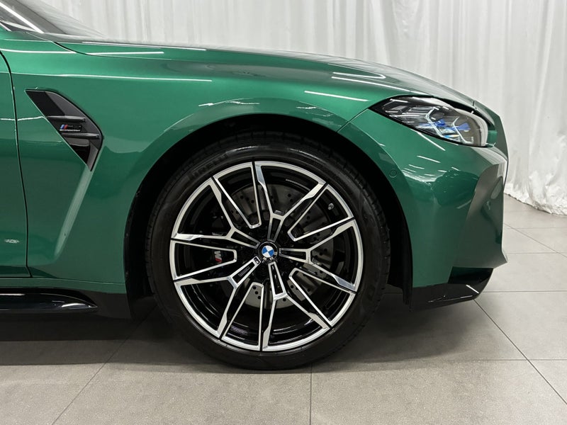 2025 BMW M3 M3 Competition Sedan M xDrive image 3
