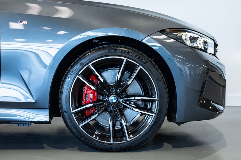 2025 BMW M340i 50 Jahre Edition image 4