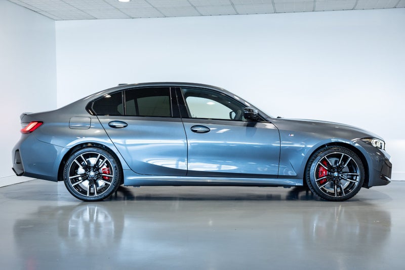 2025 BMW M340i 50 Jahre Edition image 5