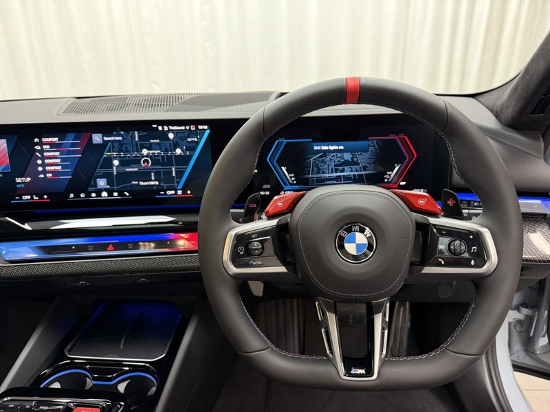 2025 BMW M5 M5 Touring image 5