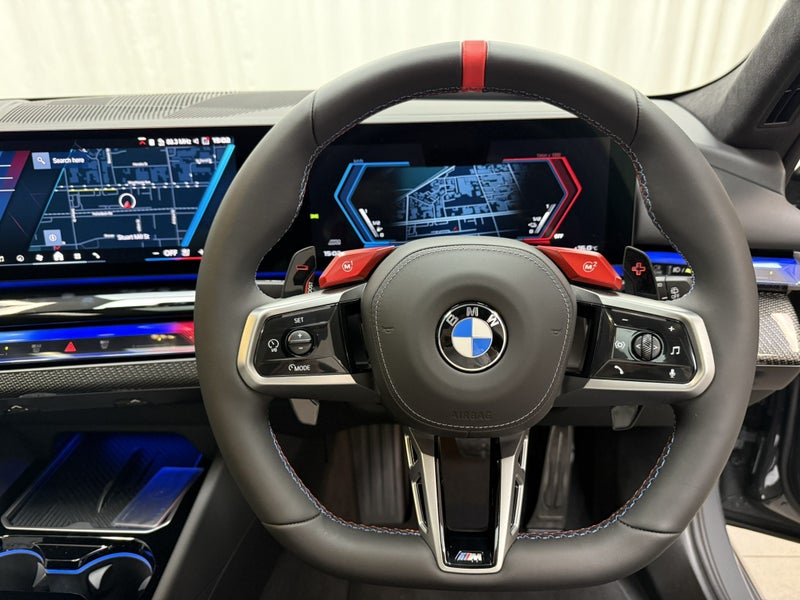 2025 BMW M5 M5 Touring image 5